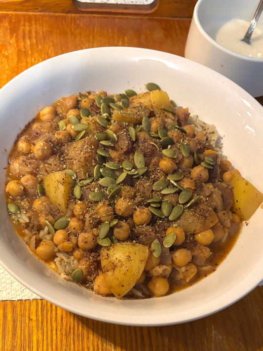 Easy Chickpea-Date Curry with Potatoes