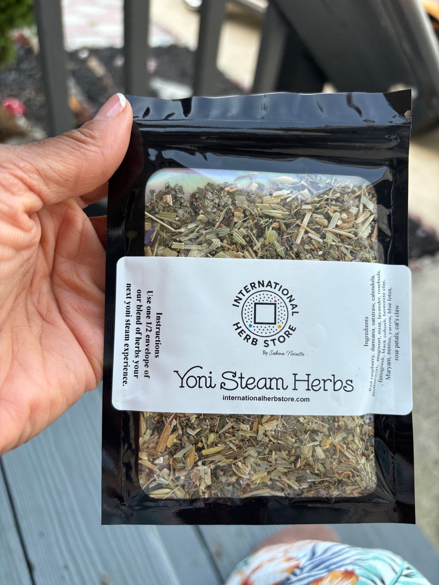 Yoni Steam Herbs – Traditional Feminine Balance Blend